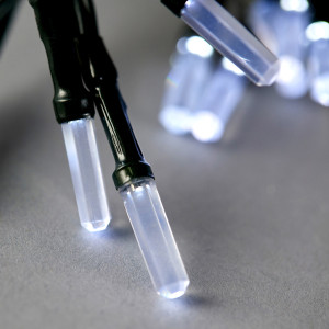 ΣΕΙΡΑ, 80 LED 5mm ΜΕ ΑΚΡΥΛΙΚΗ ΕΠΕΚΤΑΣΗ, ΗΛΙΑΚΟ ΣΥΛΛΕΚΤΗ ΜΕ ΑΙΣΘΗΤΗΡΑ ΦΩΤΟΣ, 8 ΠΡΟΓΡΑΜΜΑΤΑ, ΠΡΑΣΙΝΟ PVC ΚΑΛΩΔΙΟ, ΛΕΥΚΟ LED ΑΝΑ 10cm, ΠΡΟΕΚΤΑΣΗ ΠΑΡΟΧΗΣ 1m, ΙΡ44