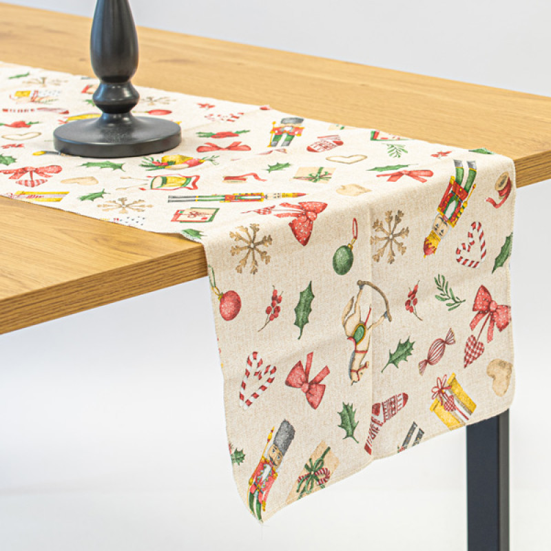 ΡΑΝΕΡ ΜΕ ΦΙΟΓΚΟΥΣ ΚΑΙ ΚΑΡΥΟΘΡΑΥΣΤΕΣ 40x120cm