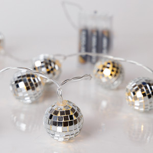 ΣΕΙΡΑ, 10 LED 5mm, DISCO ΜΠΑΛΙΤΣΕΣ, ΜΠΑΤΑΡΙΑΣ 3xAA, ΧΡΟΝΟΔΙΑΚΟΠΤΗ, ΔΙΑΦΑΝΟ PVC ΚΑΛΩΔΙΟ, ΘΕΡΜΟ ΛΕΥΚΟ LED ΑΝΑ 15cm, ΠΡΟΕΚΤΑΣΗ ΠΑΡΟΧΗΣ 30cm, IP20